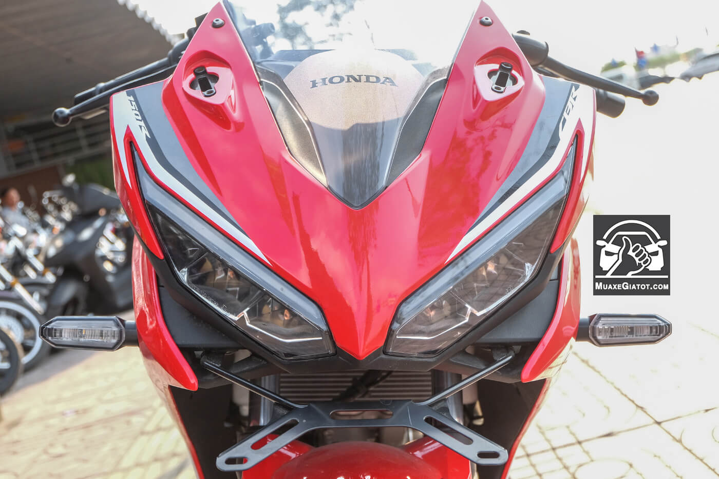 Honda CBR150R 2019 ra mắt giá chỉ từ 52 triệu đồng
