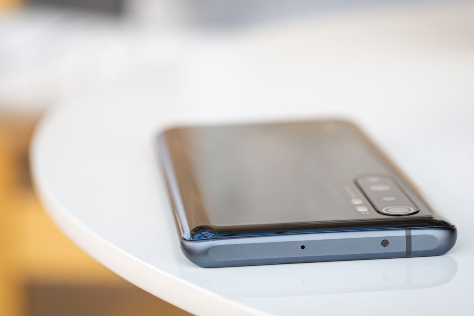 Đánh giá thiết kế Xiaomi Mi Note 10 Lite