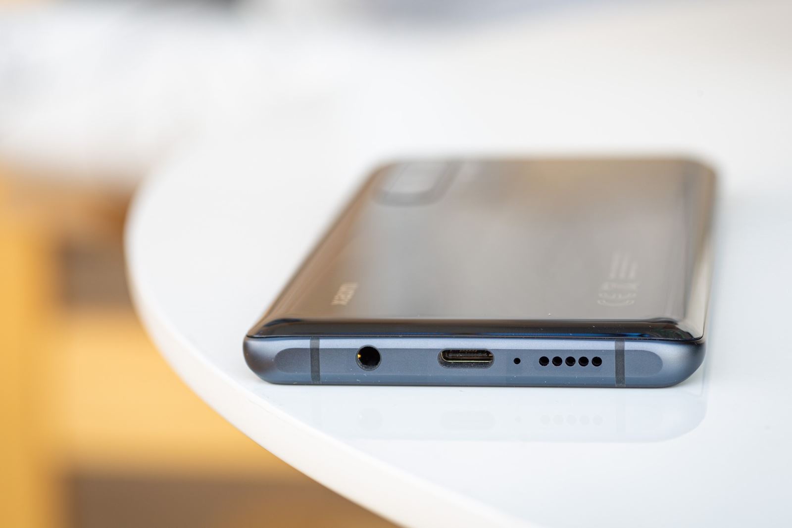 Đánh giá thiết kế Xiaomi Mi Note 10 Lite